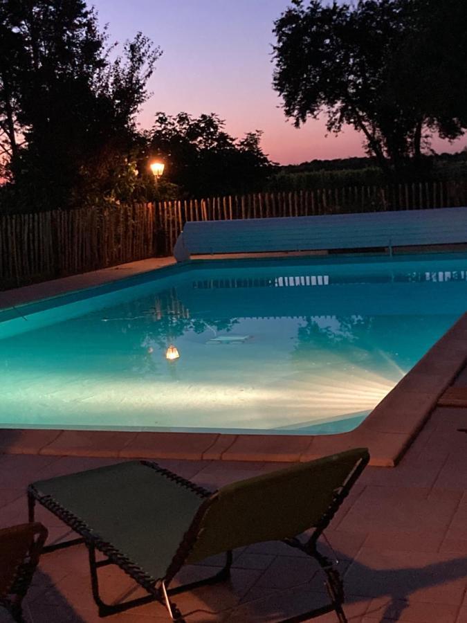 Gites Le Mathelin Lamothe-Montravel エクステリア 写真