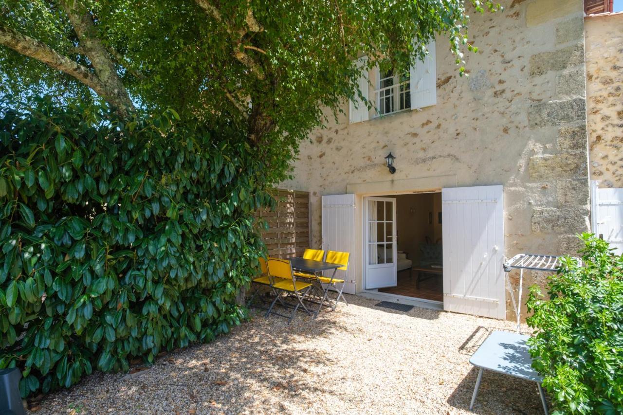 Gites Le Mathelin Lamothe-Montravel エクステリア 写真